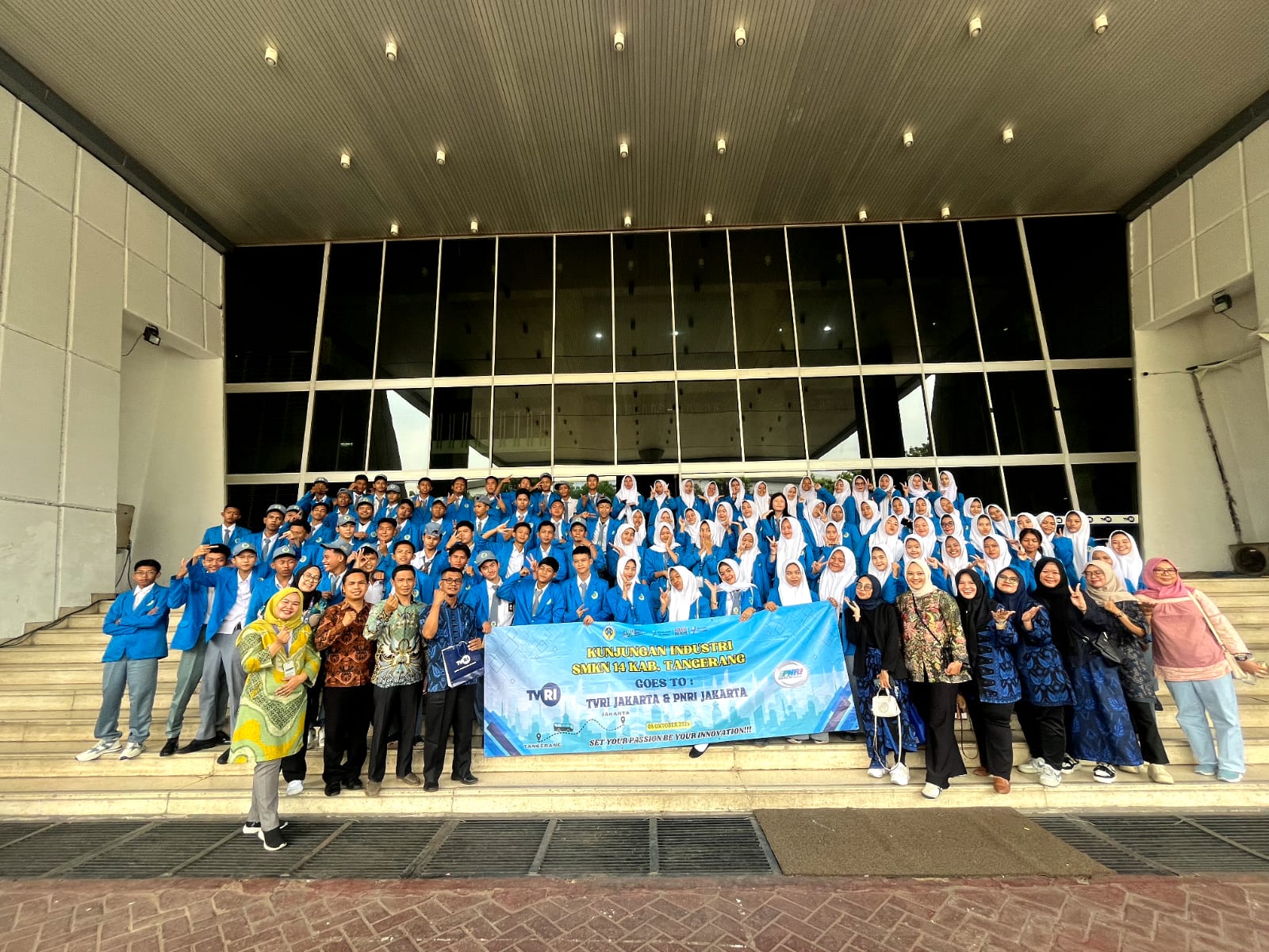 Keseruan Kunjungan Industri Siswa SMKN 14 Kabupaten Tangerang di LPP TVRI