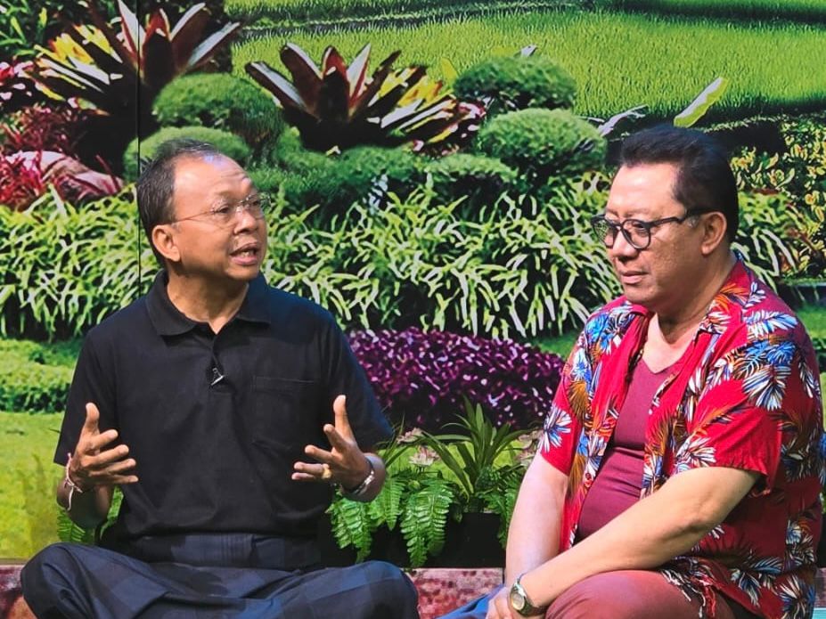 Wayan Koster  Bahas Seni dan Tradisi di Program Rumah Budaya TVRI Bali