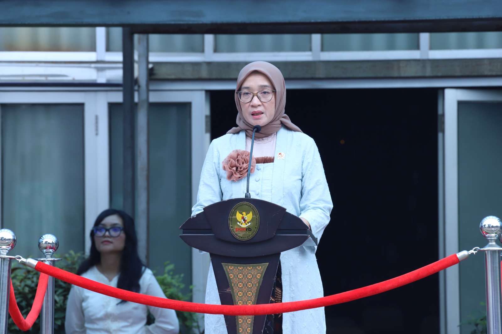 Peringati Hari Ibu Ke-96, Menteri Rini Apresiasi Peran ASN Perempuan Dalam Pembangunan dan Pelayanan Publik