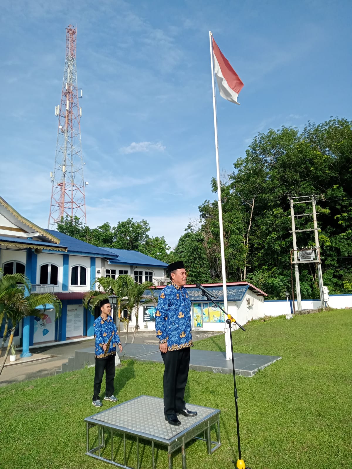 Upacara Hari Kesadaran Nasional (HKN) Diikuti Seluruh Pegawai TVRI Stasiun Jambi