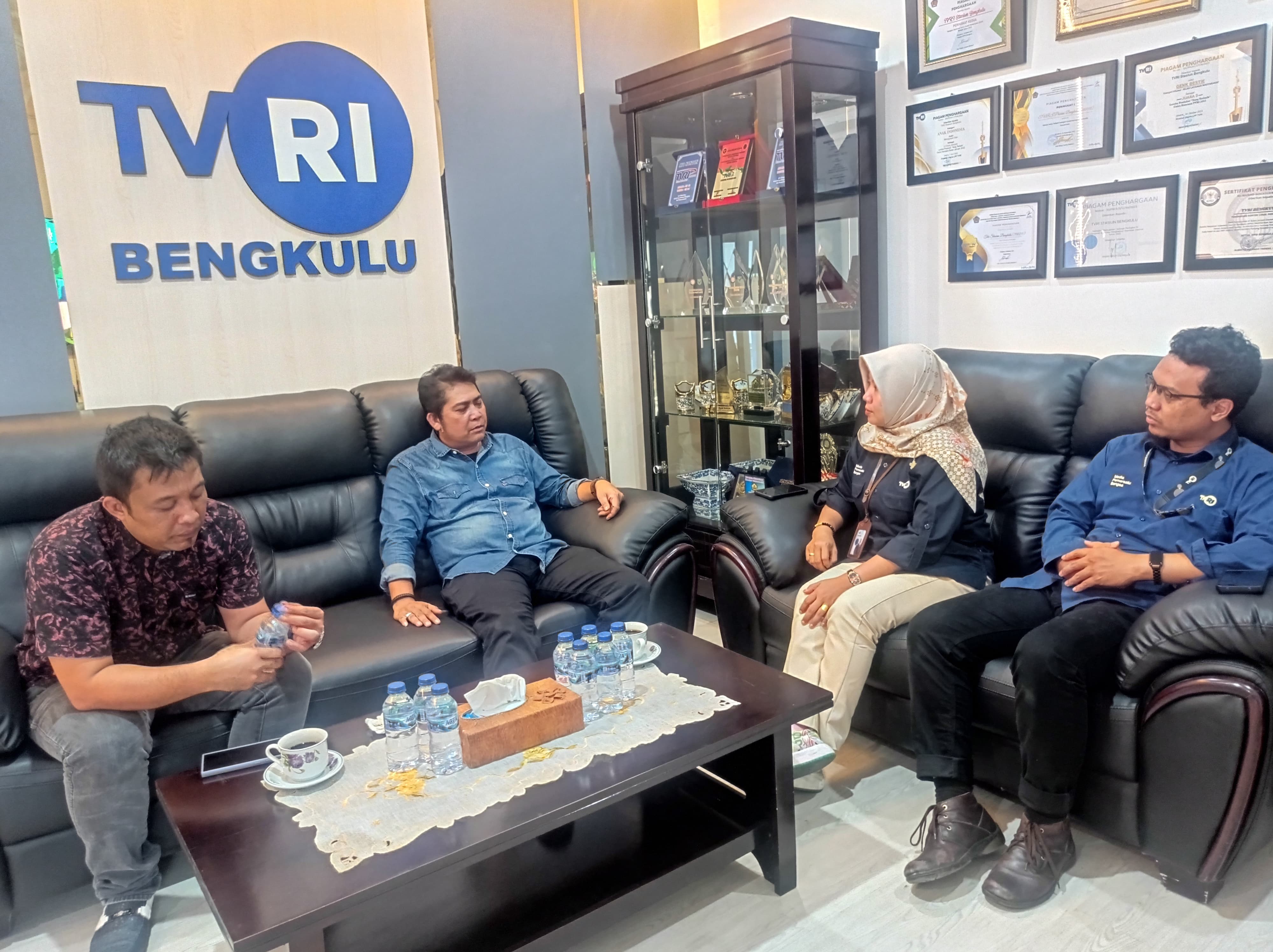 KPU Mukomuko Kunjungi TVRI Stasiun Bengkulu Bahas Debat Kandidat Pilkada 2024