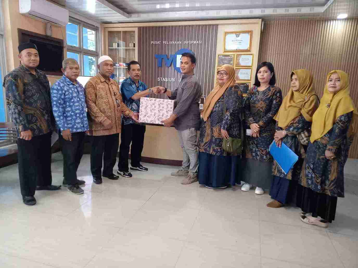 TVRI Stasiun Jambi Menerima Kunjungan Industri Siswa Siswi SMKN 3 Bungo