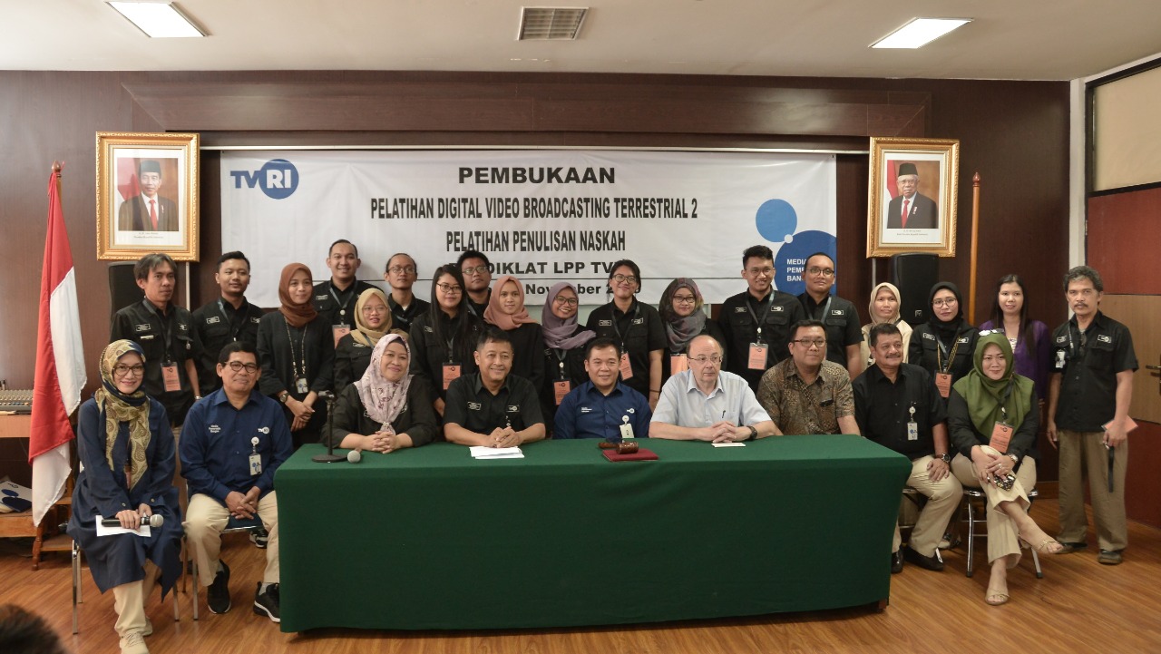 Diklat Pelatihan Digital Video Broadcasting Terresterial 2 dan Pelatihan Penulisan Naskah Drama